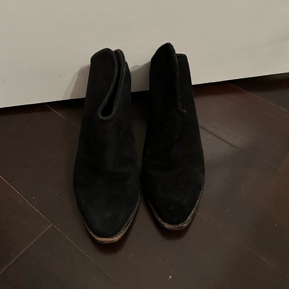 Chinese laundry booties - Picture 2 of 2